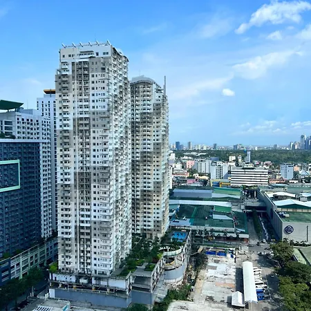 Huge 1Bedroom Condotel W Balcony Near Smart Araneta Coliseum