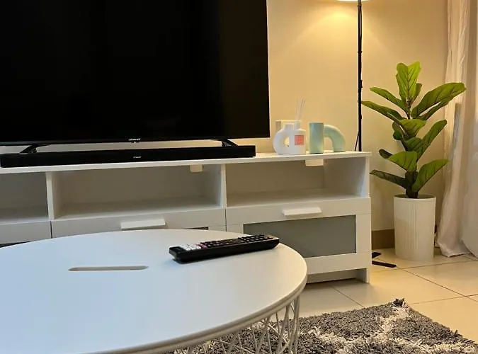 Huge 1bedroom Condotel W Balcony Near Smart Araneta Coliseum 4* Manila